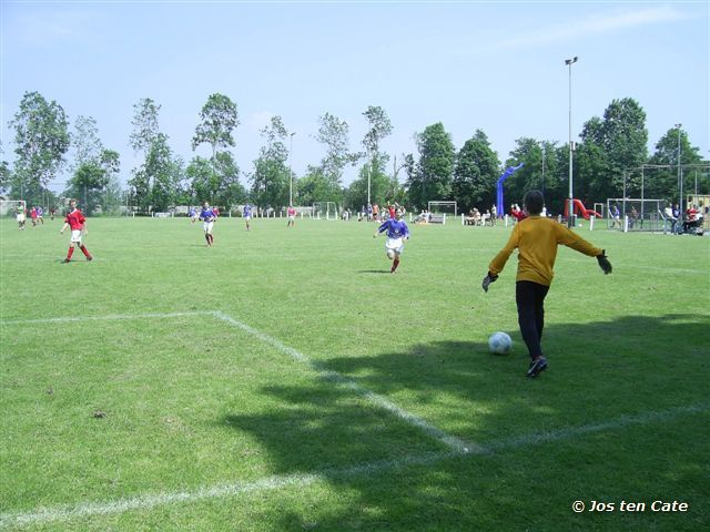 voetbaltoernooi edward roozendaal 123